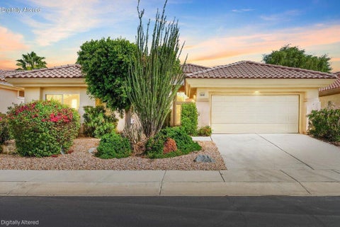 Photo of 38482 Fallbrook Avenue, Palm Desert, CA 92211 (MLS # 219154558PS)