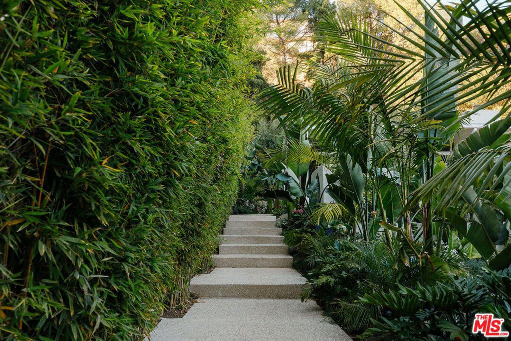 2544 Greenvalley Road