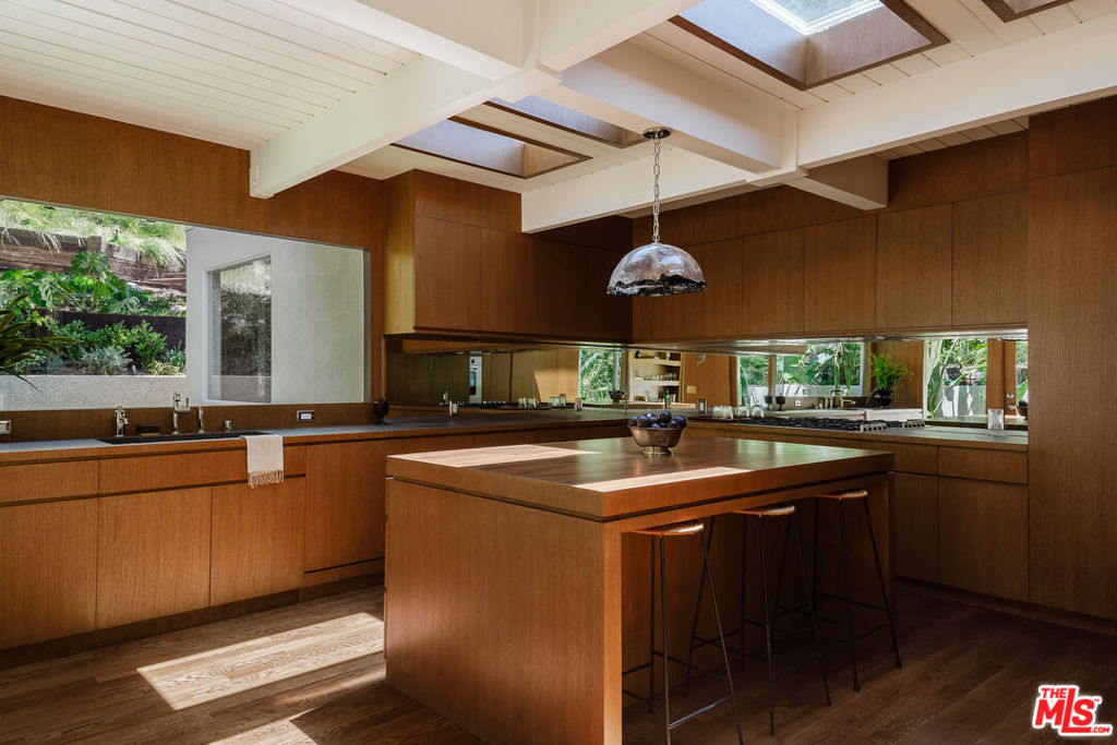 2544 Greenvalley Road