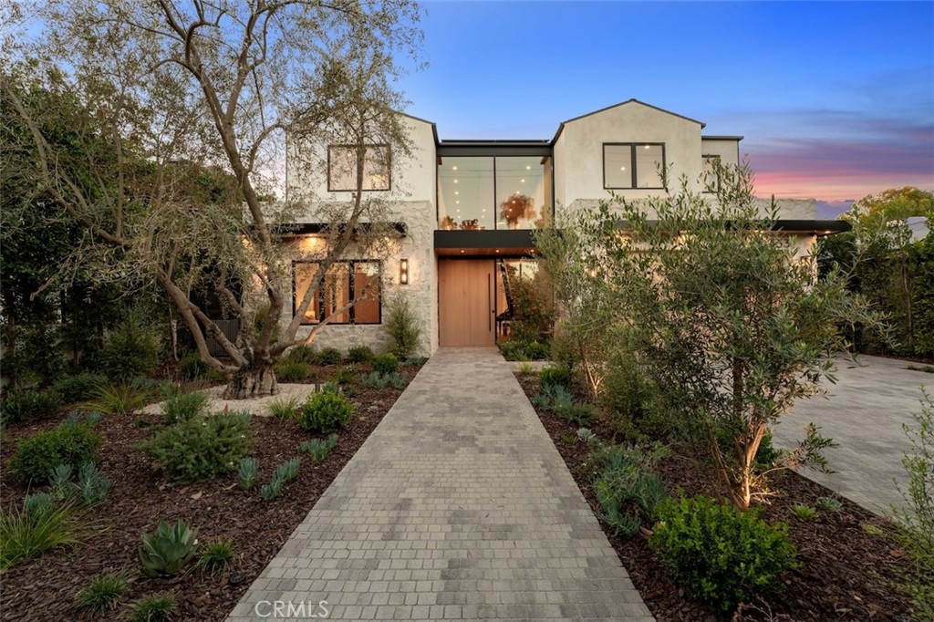 10433 Valley Spring Lane