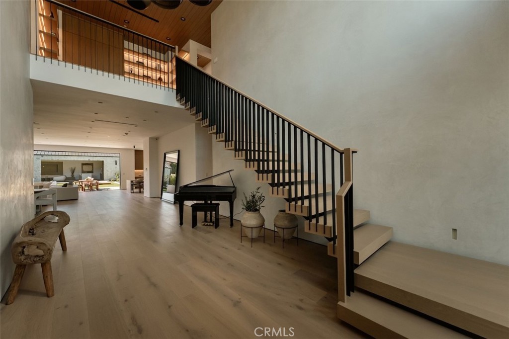 10433 Valley Spring Lane