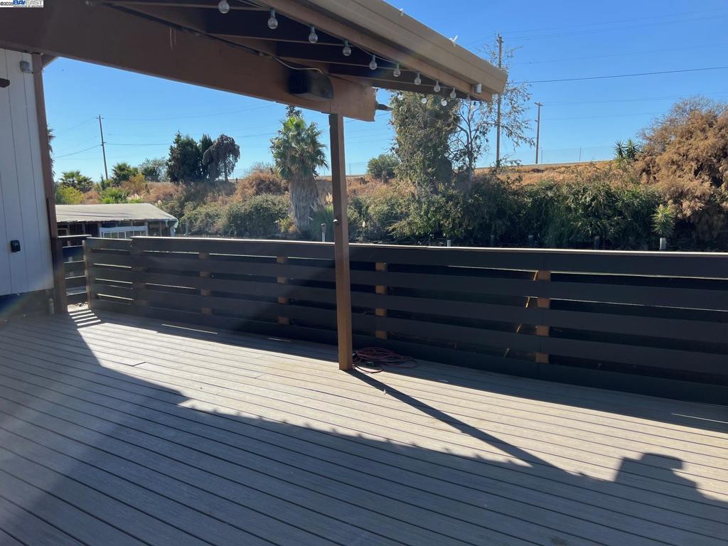 DELTAWAONT - Residential Lease