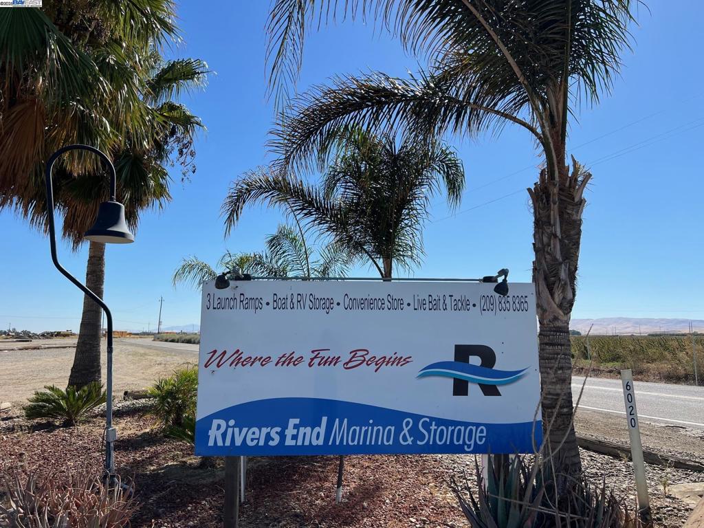 DELTAWAONT - Residential Lease