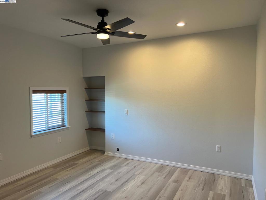 DELTAWAONT - Residential Lease