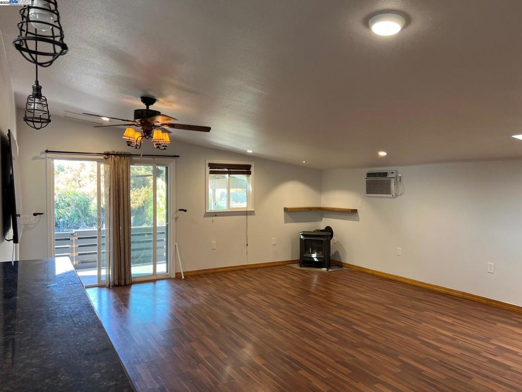 DELTAWAONT - Residential Lease