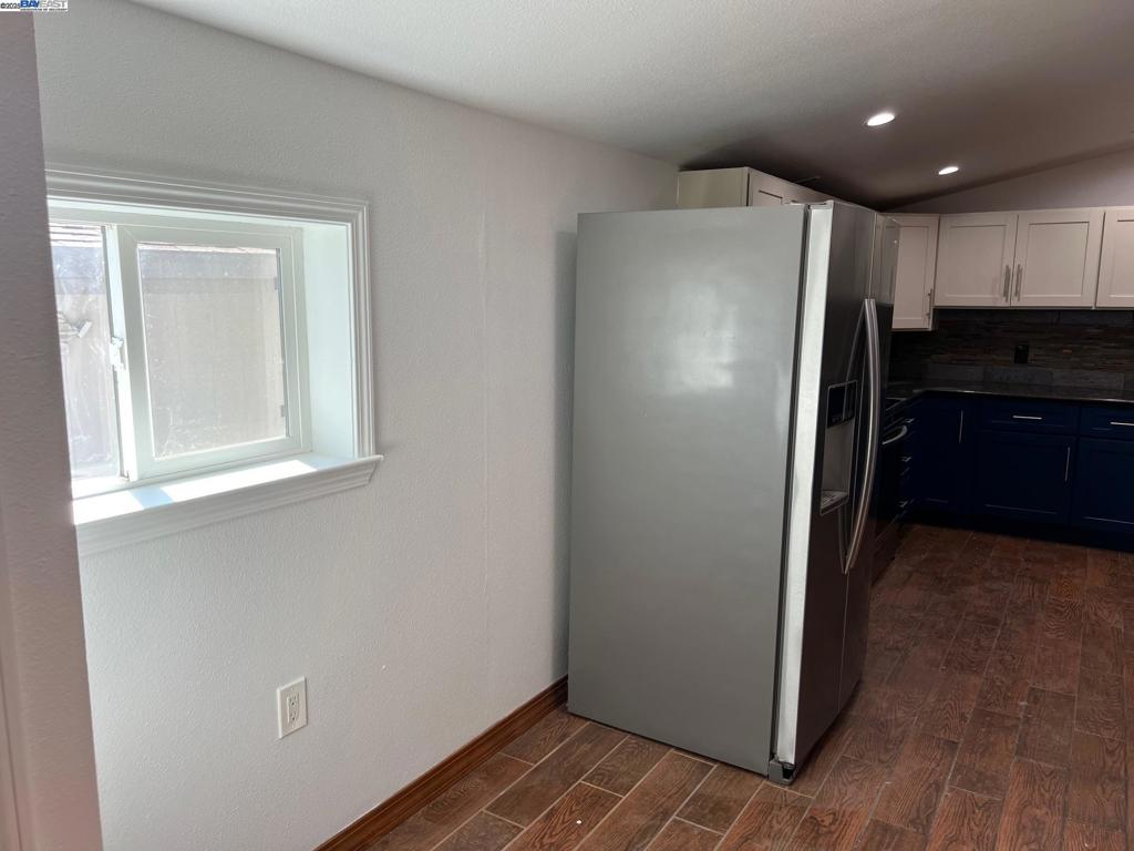 DELTAWAONT - Residential Lease