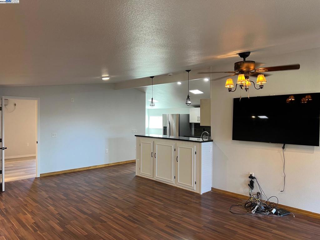 DELTAWAONT - Residential Lease