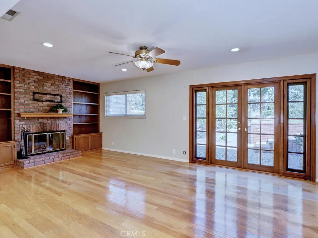 Mission Viejo, California 92691, United States, 3 Bedrooms Bedrooms, ,3 BathroomsBathrooms,Residential,Pending,201354