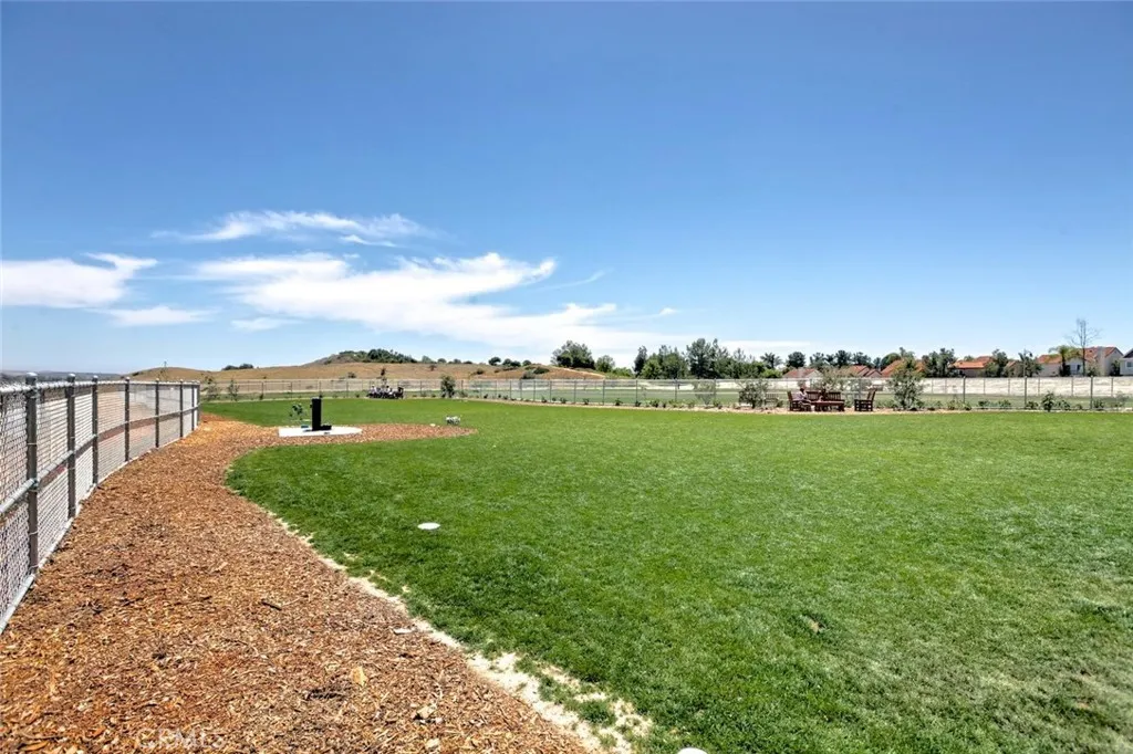 Mission Viejo, California 92691, United States, 3 Bedrooms Bedrooms, ,3 BathroomsBathrooms,Residential,Pending,201354