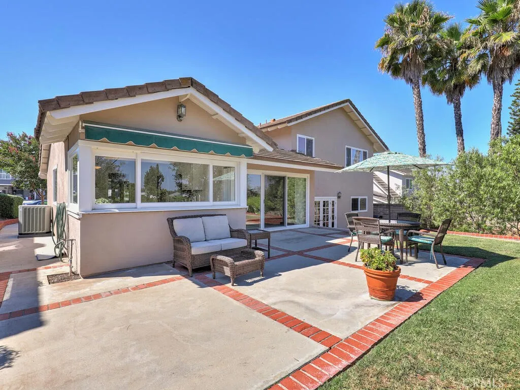 Mission Viejo, California 92691, United States, 3 Bedrooms Bedrooms, ,3 BathroomsBathrooms,Residential,Pending,201354