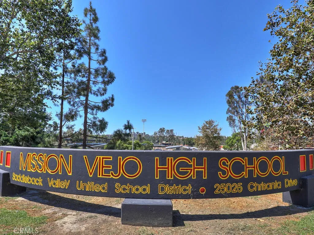 Mission Viejo, California 92691, United States, 3 Bedrooms Bedrooms, ,3 BathroomsBathrooms,Residential,Pending,201354