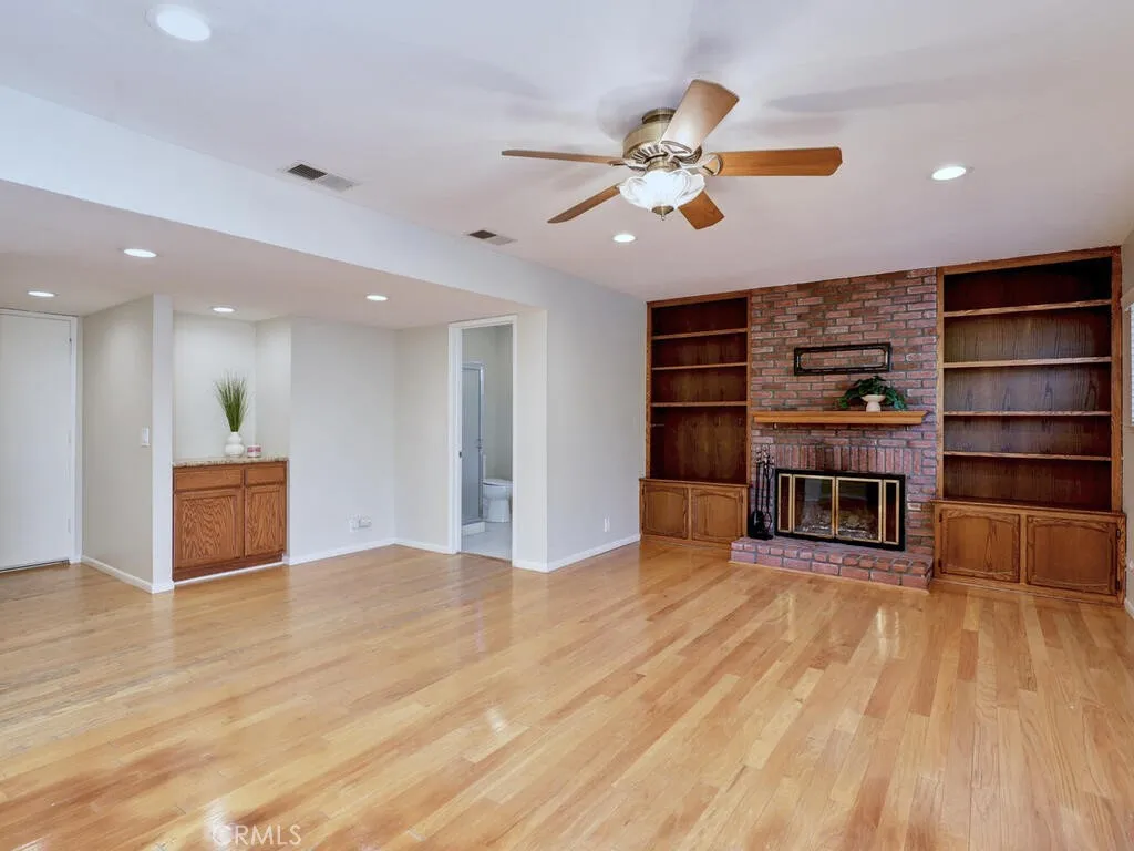 Mission Viejo, California 92691, United States, 3 Bedrooms Bedrooms, ,3 BathroomsBathrooms,Residential,Pending,201354