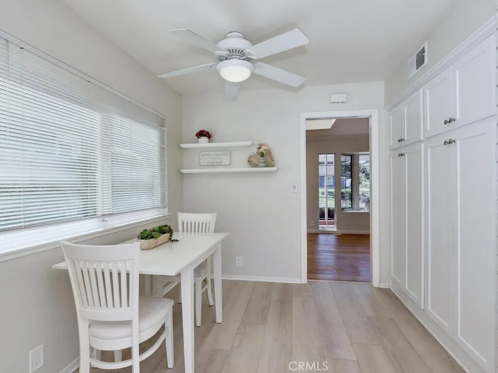 Mission Viejo, California 92691, United States, 3 Bedrooms Bedrooms, ,3 BathroomsBathrooms,Residential,Pending,201354