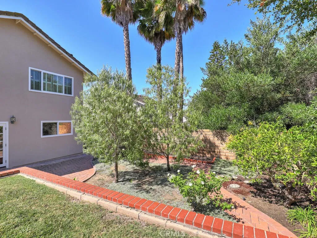 Mission Viejo, California 92691, United States, 3 Bedrooms Bedrooms, ,3 BathroomsBathrooms,Residential,Pending,201354