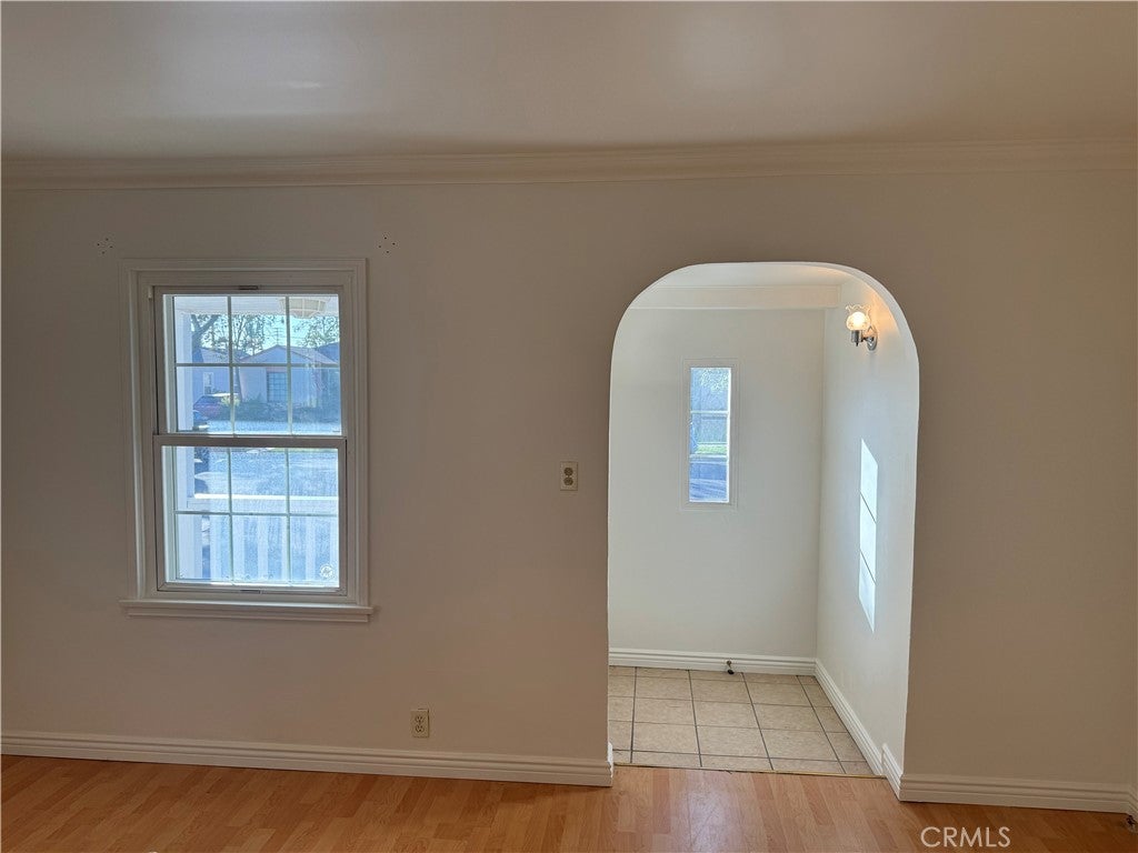 2236 N Manning St, Burbank CA 91505