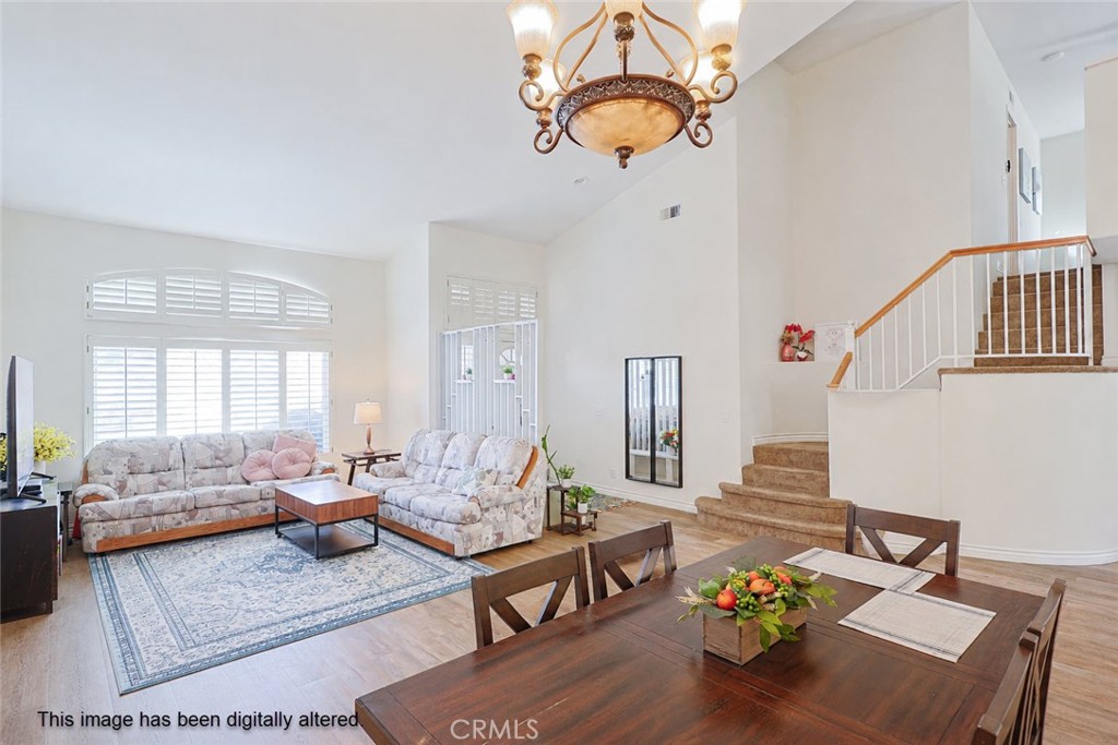 1582 Woodlands