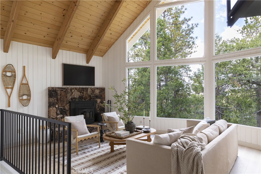 Arrowhead Woods (AWHW) - Residential