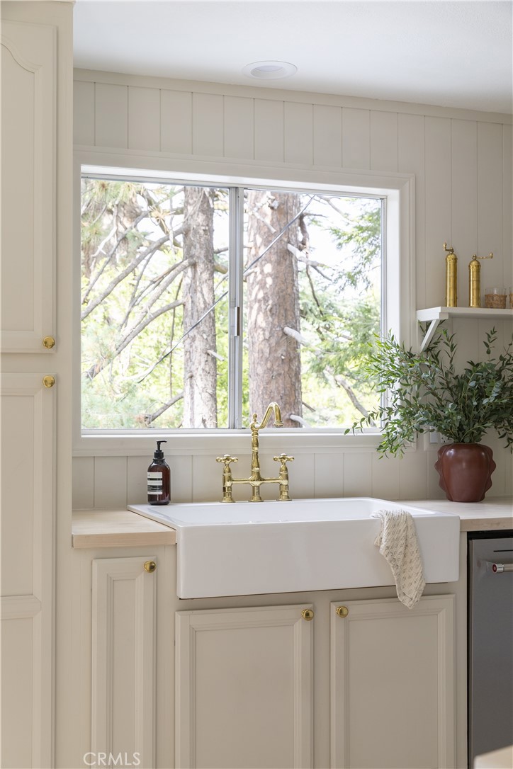 Arrowhead Woods (AWHW) - Residential