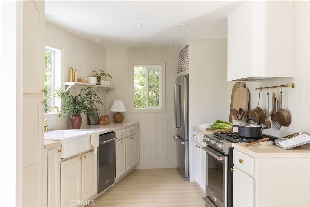 Arrowhead Woods (AWHW) - Residential