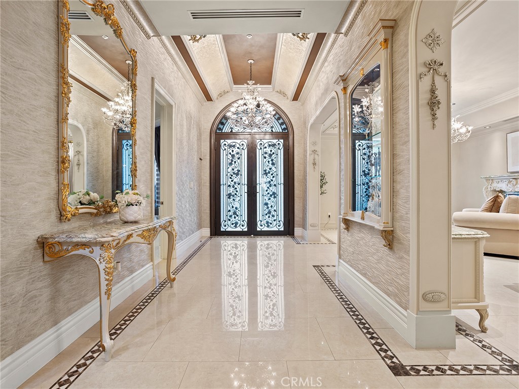 922 E Providencia Avenue