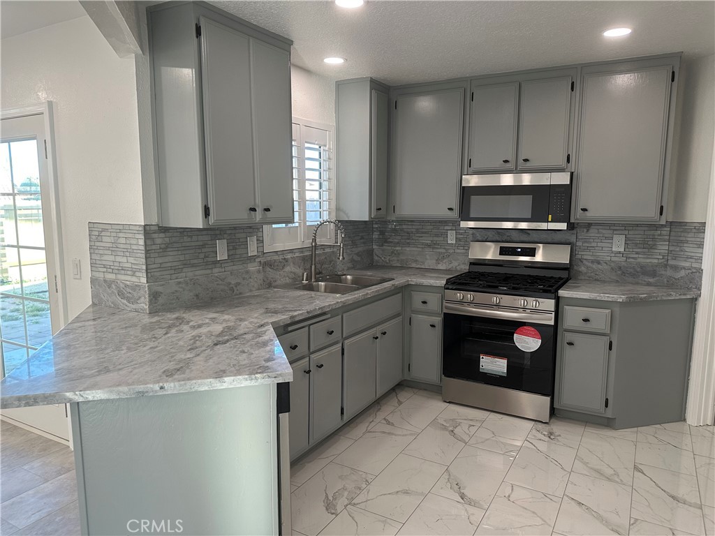 10352 Primrose Court