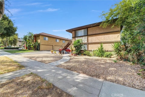 Photo of 712 S Howard ST, Corona, CA 92879 (MLS # CV26189840)