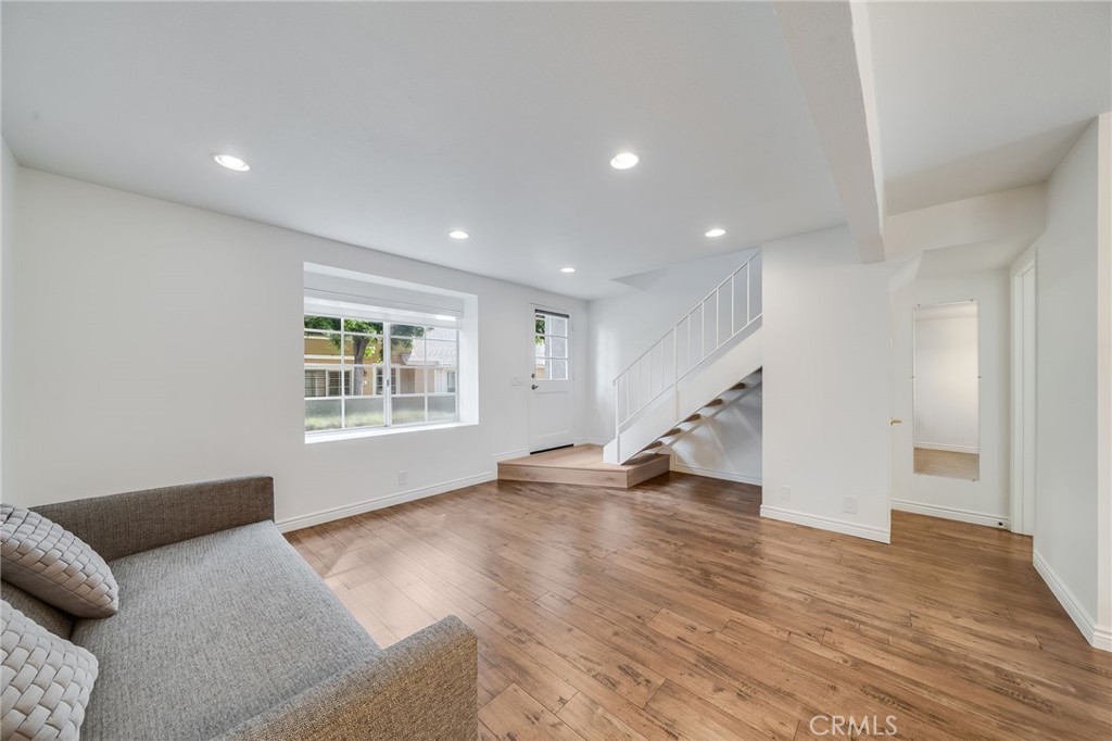 16 Fox Hollow 60