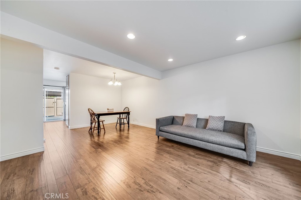 16 Fox Hollow 60