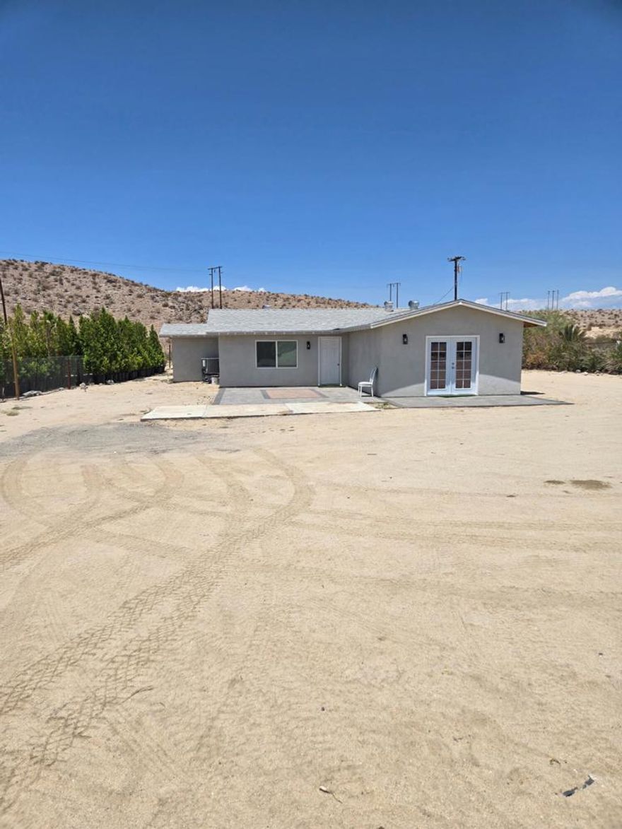 Excellent investment property or it can be your dream private property, you live in one of the two beautiful homes and rent the other one.Awesome Mountain View's.
