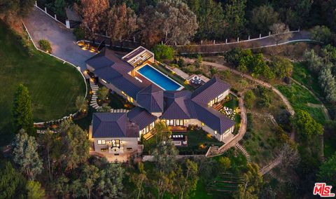 13146 Rivers Road Los Angeles CA 90049