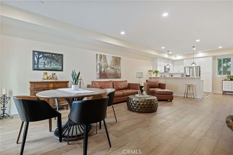 Photo of 44 Coronado Street #202, Ventura, CA 93001 (MLS # SR26025357)