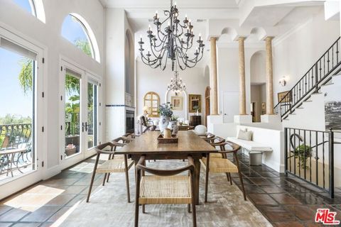 Photo of 6383 Quebec Drive, Los Angeles, CA 90068 (MLS # 26672503)