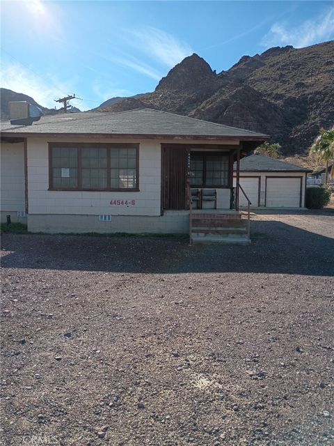 Photo of 44544 National Trails Hwy, Newberry Springs, CA 92365 (MLS # CV25262024)