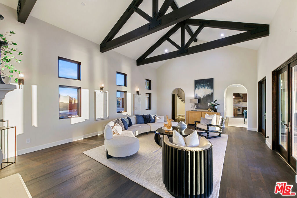 8567 Rd Mipolomol Road