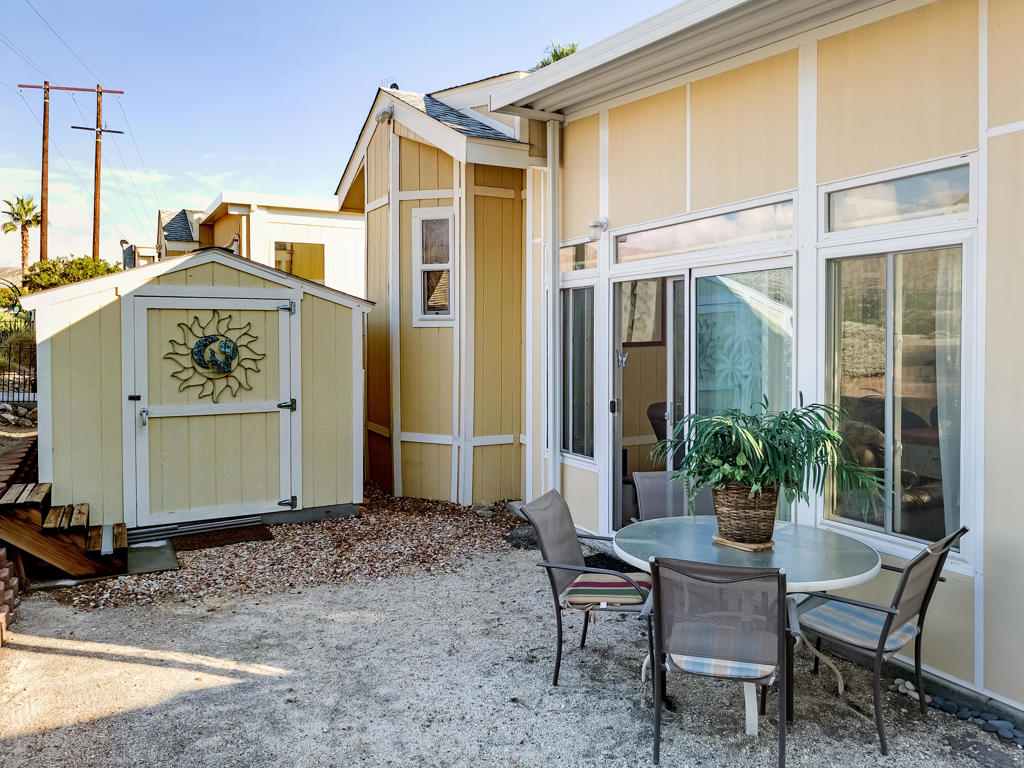 Not Applicable-1 - Manufactured In Park