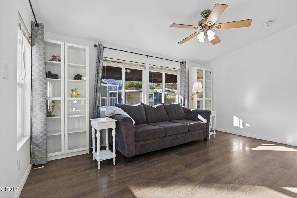 9097 N Ventura Avenue 1