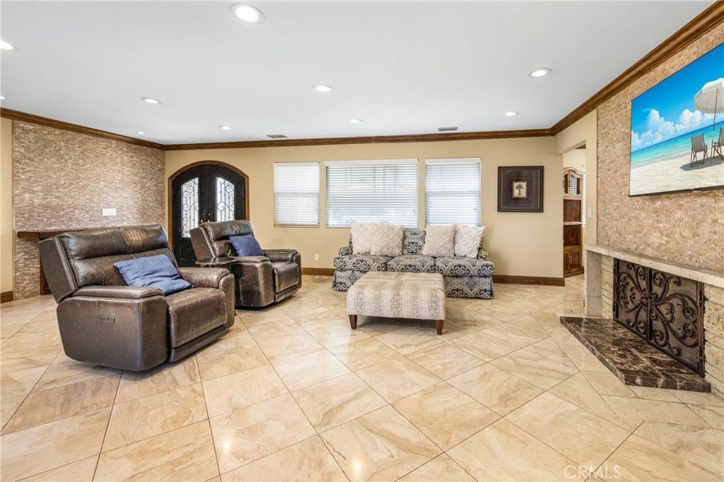 Photo of 401 Holmwood Drive, Newport Beach, CA 92663 (MLS # OC26093542)