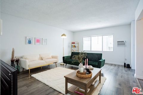 Photo of 1449 Butler Avenue #unit 4, Los Angeles, CA 90025 (MLS # 26651623)