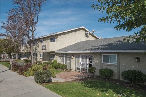 Photo of 14315 Broadway #210, Whittier, CA 90604 (MLS # DW26023606)