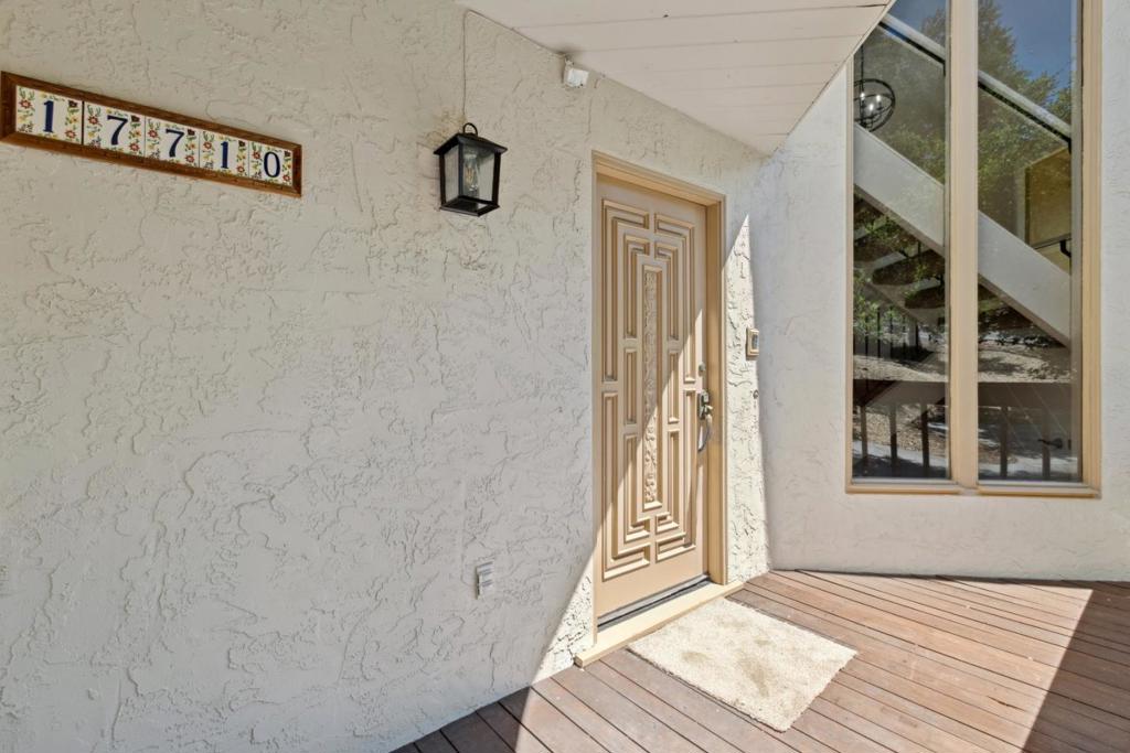 17710 Holiday Drive