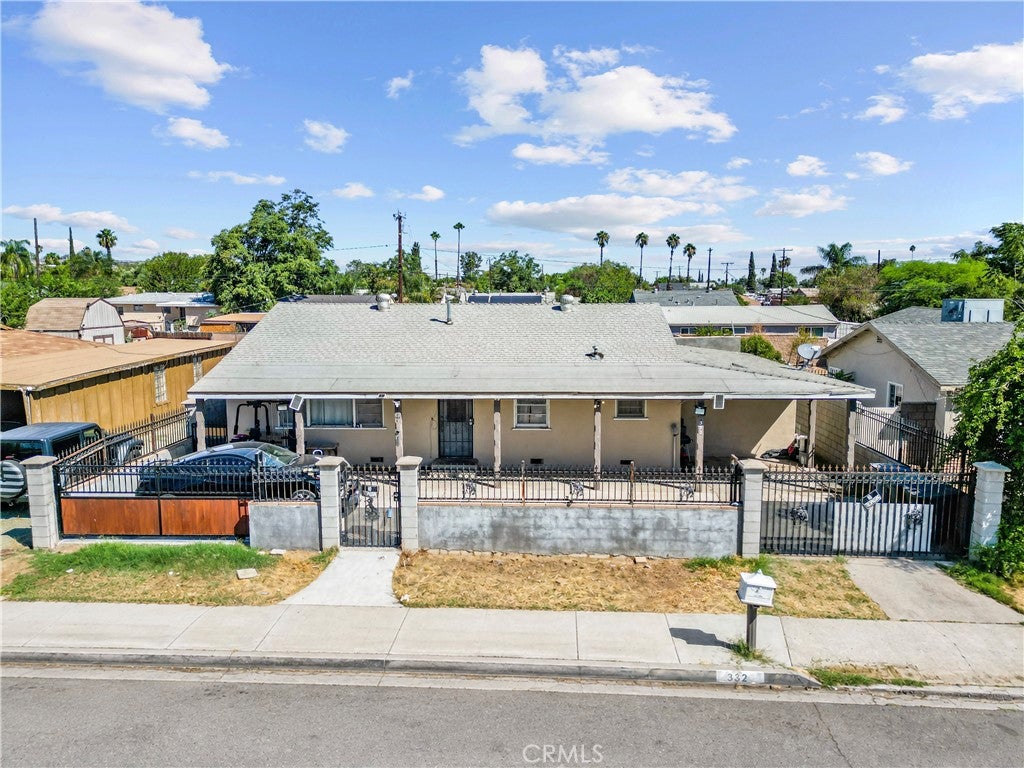 332 W 11th Street
