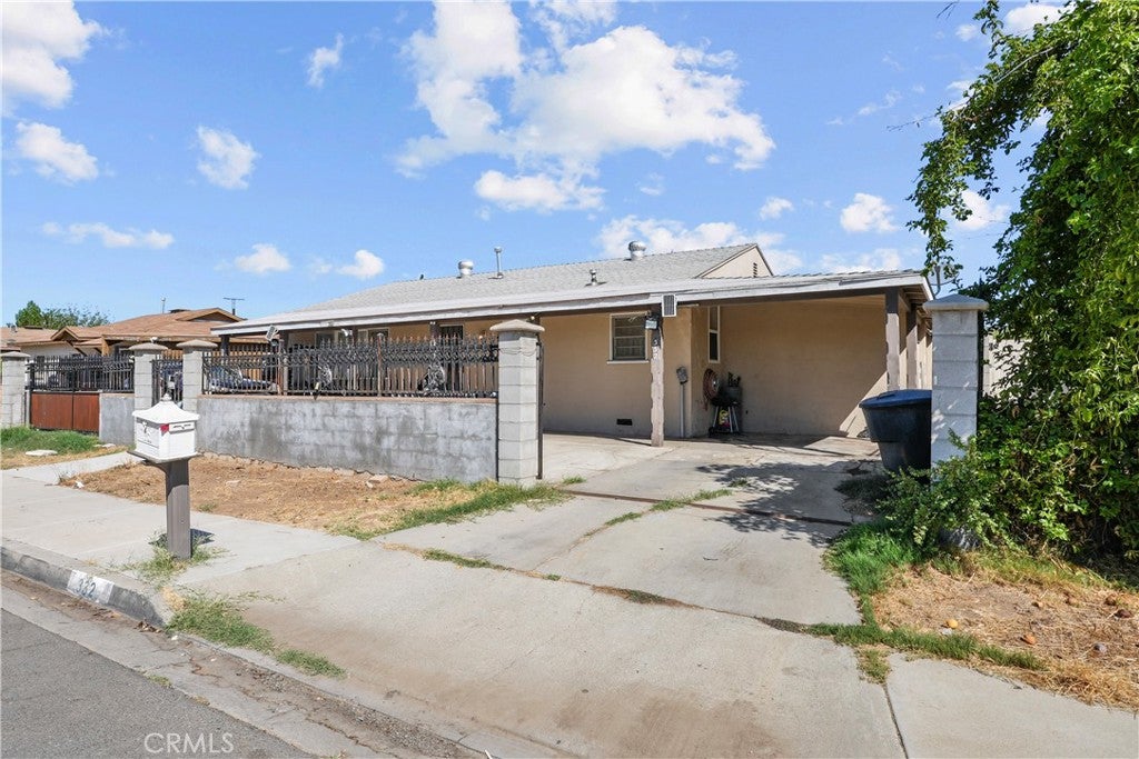 332 W 11th Street