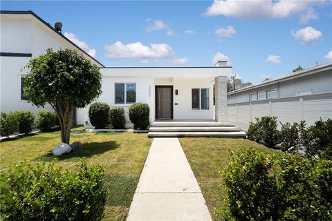 3037 Pacific Avenue Long Beach CA 90806