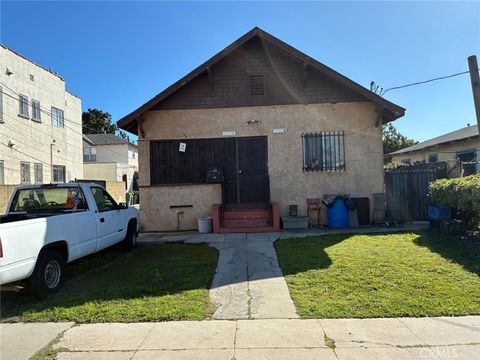 Photo of 1464 W 36th Street St, Los Angeles, CA 90018 (MLS # PW26037228)