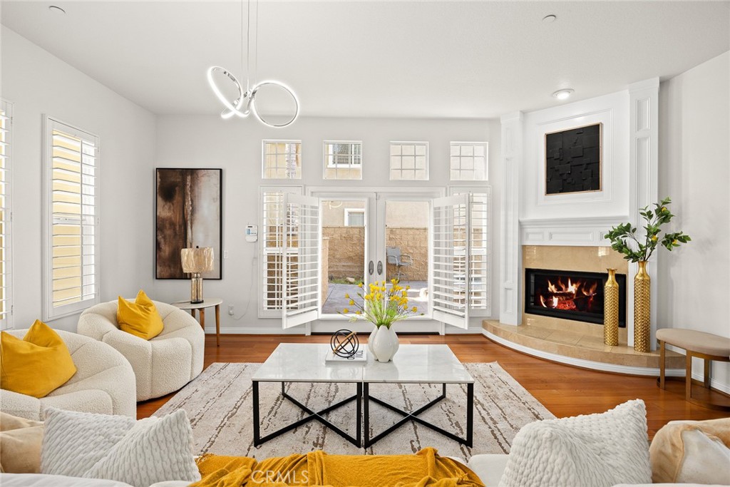 4654 Prospect Lane