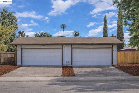 Tiny photo for 8710 8710 Kelley Dr Dr, Stockton, CA 95209 (MLS # 41126321)