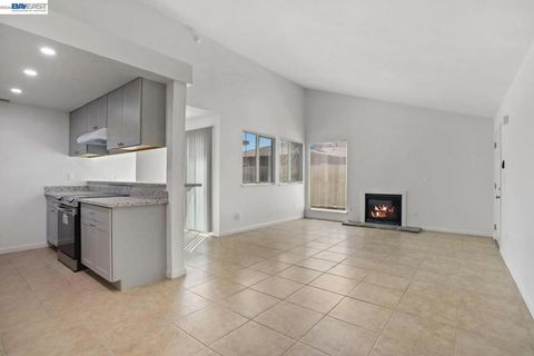 Tiny photo for 8710 8710 Kelley Dr Dr, Stockton, CA 95209 (MLS # 41126321)