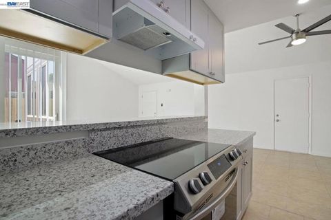 Tiny photo for 8710 8710 Kelley Dr Dr, Stockton, CA 95209 (MLS # 41126321)