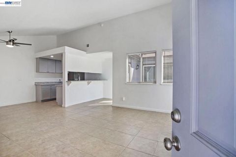 Tiny photo for 8710 8710 Kelley Dr Dr, Stockton, CA 95209 (MLS # 41126321)