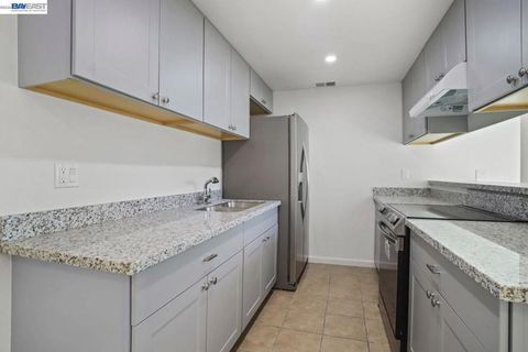 Tiny photo for 8710 8710 Kelley Dr Dr, Stockton, CA 95209 (MLS # 41126321)